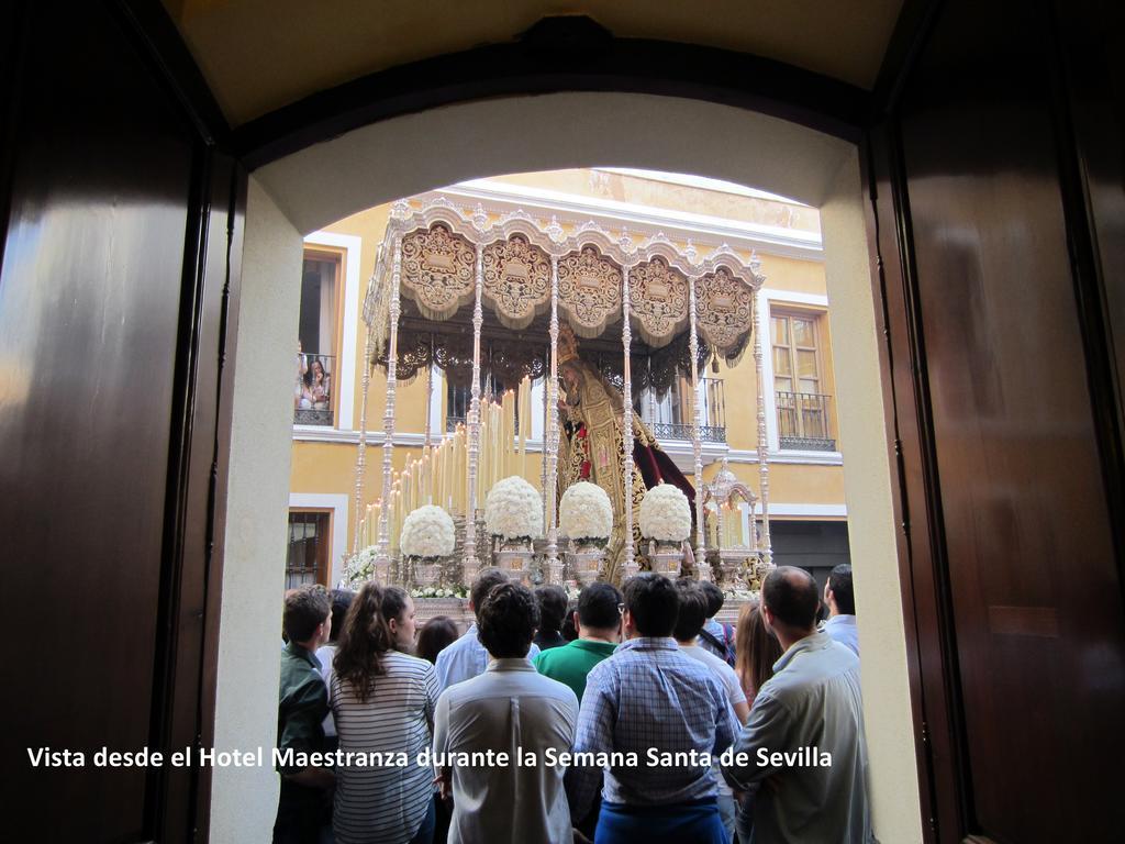 Hotel Maestranza Seville Exterior photo